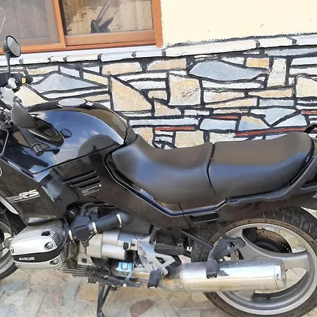 בית הארחה Pashollari