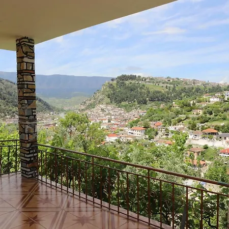 בית הארחה Pashollari בראט