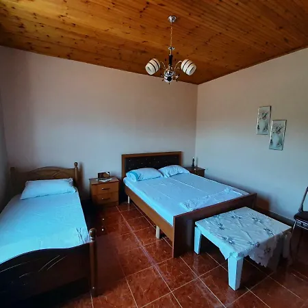 Casa de hóspedes Pashollari Berati